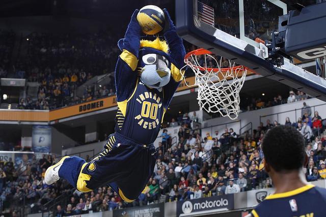 亚历山大34分东契奇三双 雷霆险胜独行侠2-2