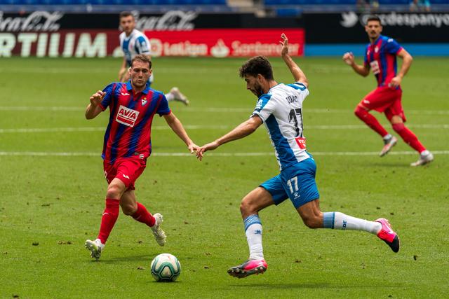 杨瀚森21+10青岛胜广东 王哲林25分上海胜宁波